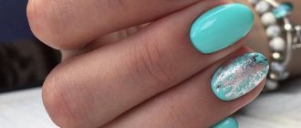 Turquoise manicure