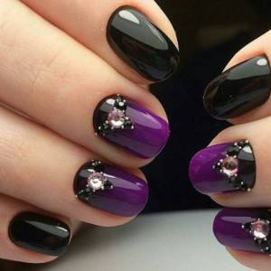 Black and purple gradient on short nails