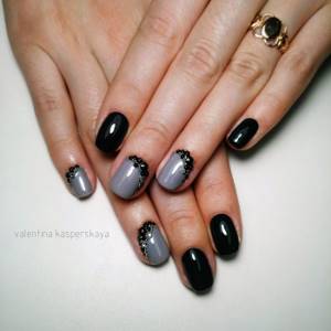 Black and gray manicure