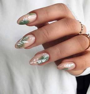 Mint color manicure with pattern