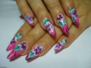 Floral print on long nails