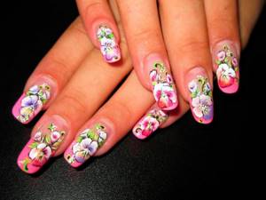 Цветы на нарощенных ногтях
