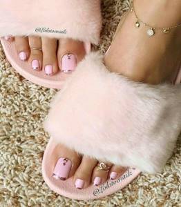 French pedicure photo 3
