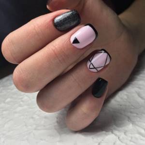 Geometry on short square nails.