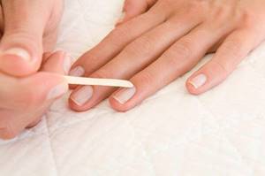 How to prepare nails for extensions