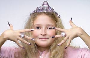 How to do a children&#39;s manicure correctly: technique, interesting ideas