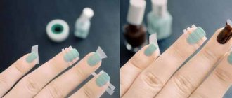 How to make a triangle on your nails at home