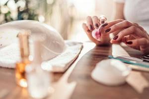 How to remove gel polish: all the methods and life hacks from manicurists