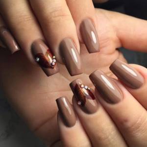 Brown manicure for square nails