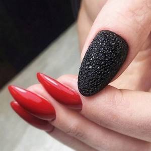 Red manicure 2022: design trends and new items photo No18