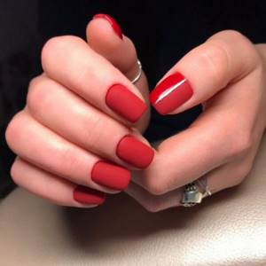 Red matte manicure