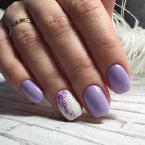 lavender manicure