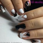 Manicure with gel polish 2018 fashion trends photo spring summer