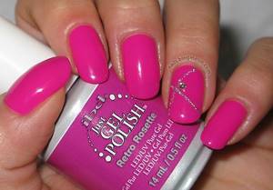 pink fuchsia manicure