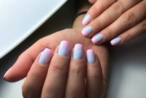 Manicure with a gradient on square nails