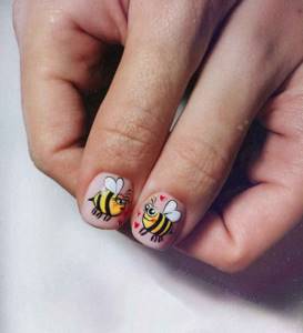 Manicure with a bee photo_12