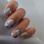 Manicure with gold: trendy new designs 2022