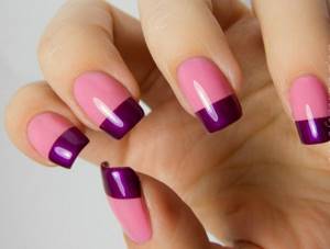 Manicure lilac with pink, silver, with rhinestones, broken glass, gradient