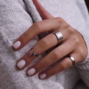 manicure fall trends for short nails