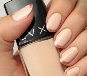 Fashionable French manicure with pink polish