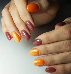 Fashionable autumn manicure 2022 - beautiful nail design photo No. 85