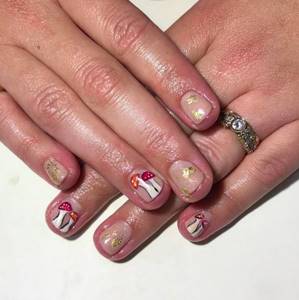 Fashionable autumn manicure 2022 - beautiful nail design photo No40