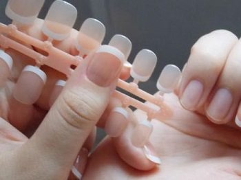 Набор накладных ногтей с дизайном
