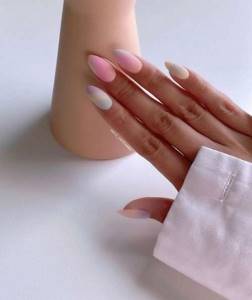 Delicate manicure for short nails trends photos