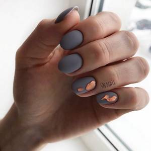 gentle manicure for autumn short nails