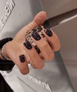 Autumn manicure 2022 for short nails: photos, design trends