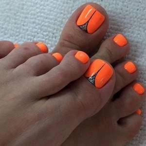Pedicure 2022: fashionable design and new products photo No. 113