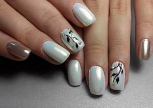 Mother-of-pearl manicure with drawings