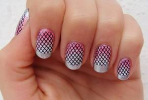 Stripes on nails using stamping