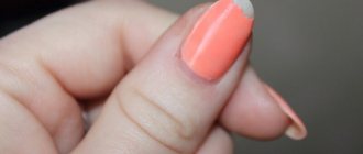 Reasons for gel polish peeling. How to extend the wear life of coatings? 