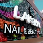 Example of a manicure salon sign