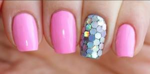 Simple and effective manicure Scales