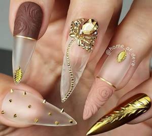 Transparent knitted nail decor