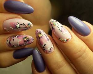 Designs for almond nails