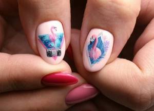 Graffiti style flamingo nail design