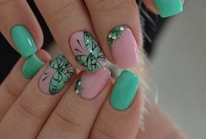 pink green manicure