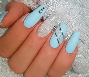 What goes with blue nails?