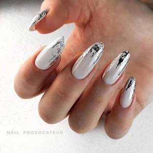 Silver manicure for fair skin