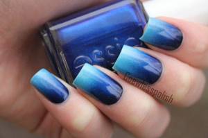 Blue manicure with gradient