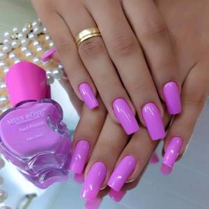 Lilac manicure 2022 - fashionable nail design ideas