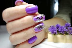 lilac manicure for square nails
