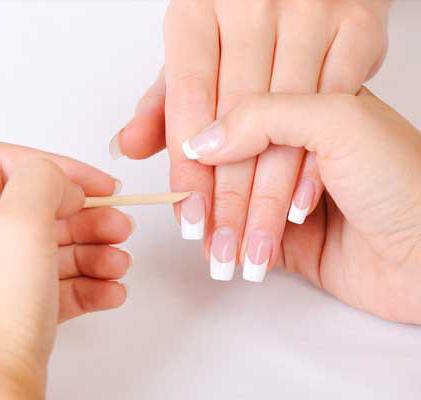 How long do gel nail extensions last?