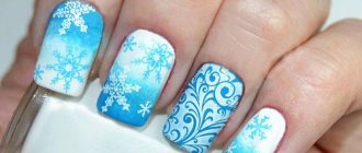 Снежинки на ногтях