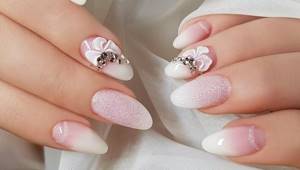Wedding airbrush nails