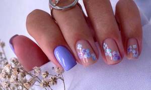 spring flowers on nails
