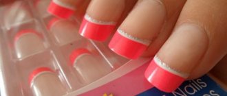All the subtleties of using false nails